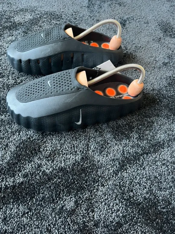 Nike Mind 001 Schwarz