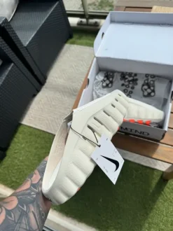 Nike mind 001 white