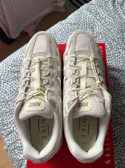 Nike P6000 Premium Beige 47 Sneaker Sammlung