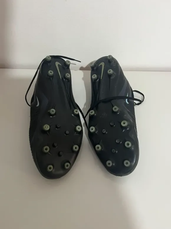 Nike phantom pro