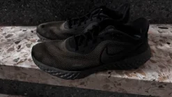 Nike Revolution Laufschuhe Gr. 41