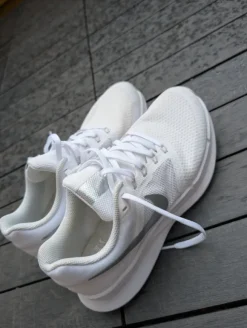 Nike Run Swift 3