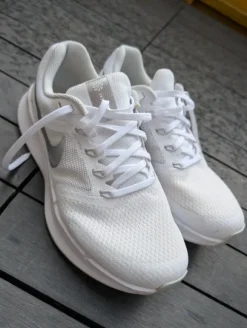 Nike Run Swift 3