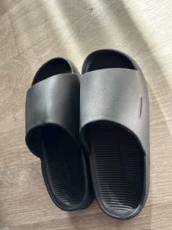 Nike schlappen gr44-45