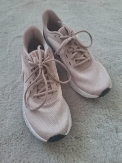 Nike Schuhe
