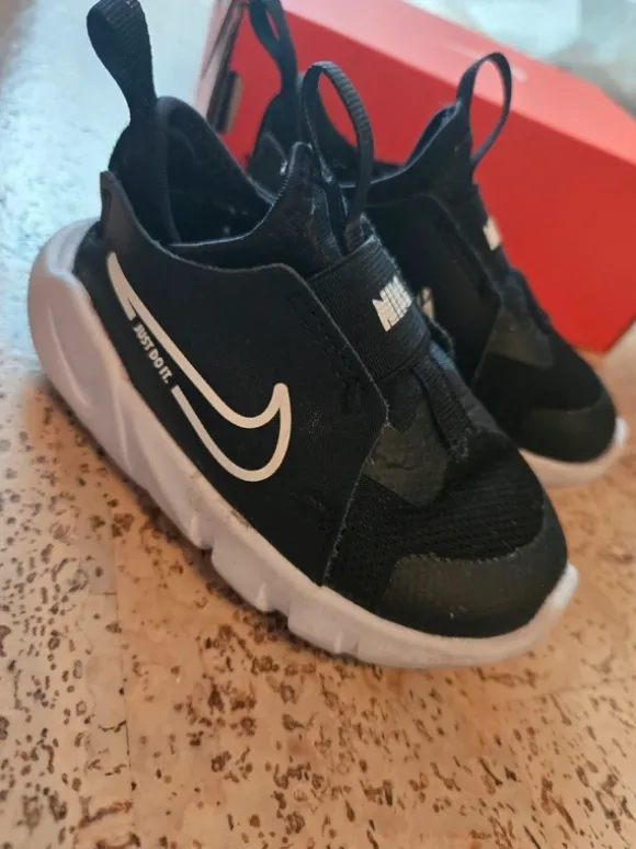 Nike Schuhe