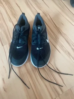 Nike Schuhe