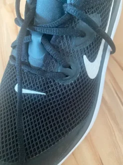 Nike Schuhe