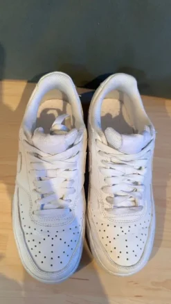 Nike Sneaker