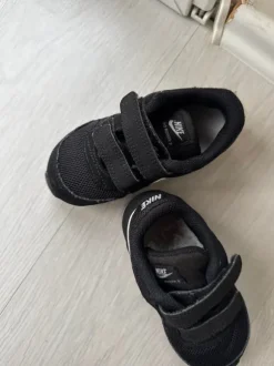 Nike Sneaker