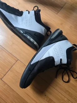 Nike Sneaker Schwarz Weiß Größe 44/45