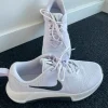 Nike sneaker wit maat 40,5