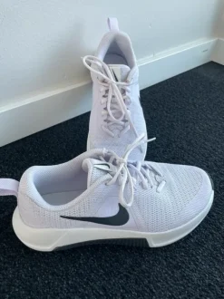 Nike sneaker wit maat 40,5