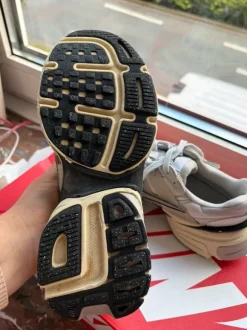 Nike V2K Run(FDO736) Pure platinium size 36