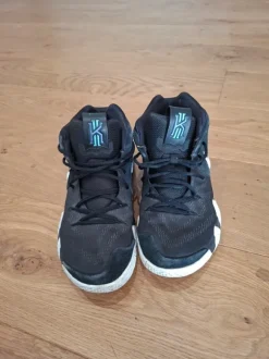 OG Kyrie Irving Basketball Shoes