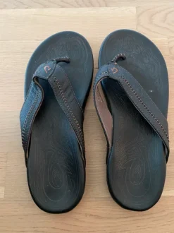 OluKai Flip Flops, Zehentrenner, Sandalen