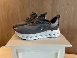 Oncloud X Loewe cloudtilt 2.0 grijs nieuw