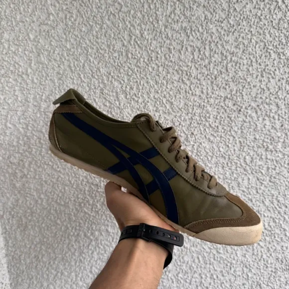 Onitsuka Tiger Men’s Mexico 66 sneakers