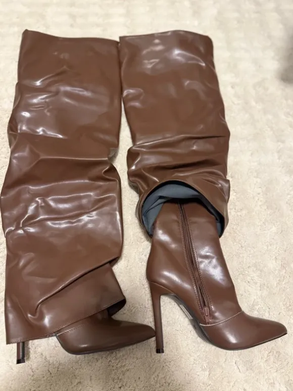 Overknee boots in size US8 , met RITS