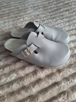 Palado Pantoffel mit Lammfell Grau