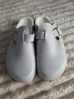 Palado Pantoffel mit Lammfell Grau