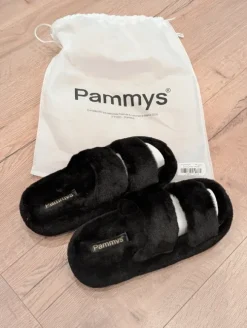Pammys Hausschuhe Neu
