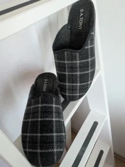 Pantoffeln für Herren,Hausschuhe mit Karos,Schlappen,Gr.43,kariert