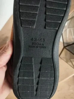 Pantoffels maat 42/43