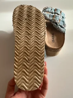 Pantoletten Jeans-Style mit goldenen Steinen