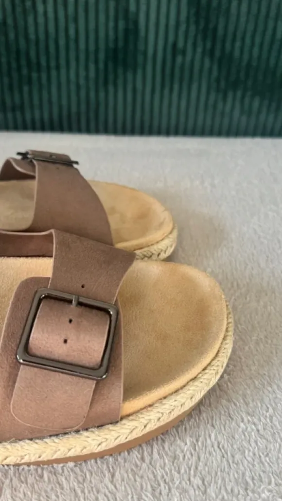 Pantoletten Sandalen Braun Beige