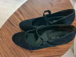 Paul Green Pumps, Größe 39,schwarz, mit Riemchen,Velours