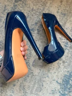 Peep-Toe Pumps