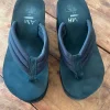 Plateau flip flops