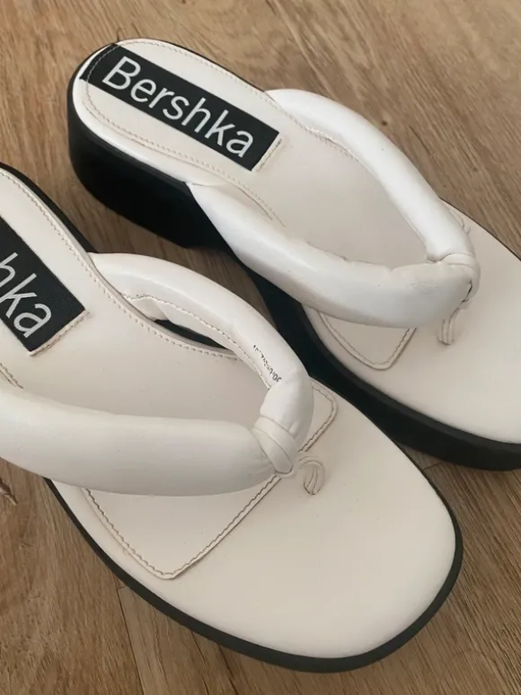 Plateau Flip Flops y2k weiß 38 Bershka