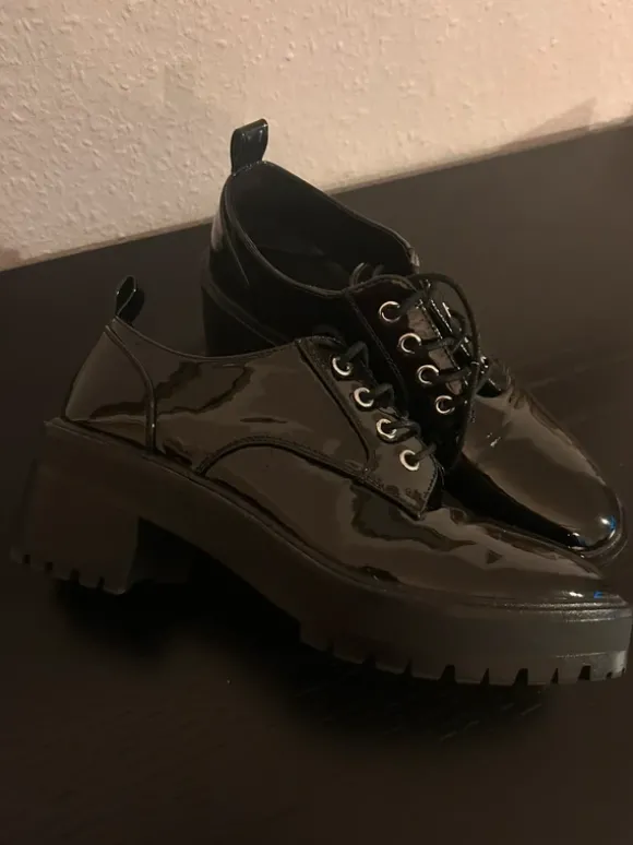 Plateau Schnürschuh Even&Odd - Größe 39