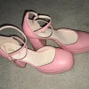 Plateau-Sandalen mit Blockabsatz von Catwalk