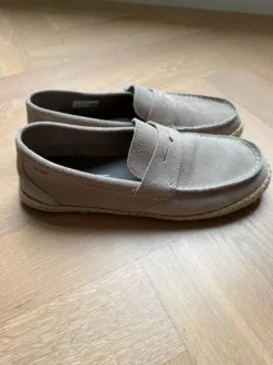 Prachtige TOMS beige heren schoenen - maat 43