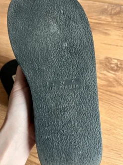 Primark Plateau Zehentrenner / Flip Flops Schwarz Gr. 37 fällt aus wie 36