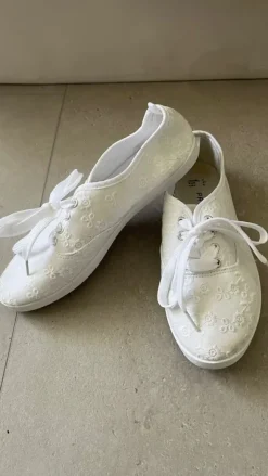 Primark Sneaker Weiss Lochstickerei Gr 37