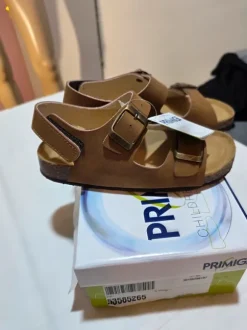 Primigi Birky in Hellbraun kinder Sandale Gr. 32 Neu Mit etikett