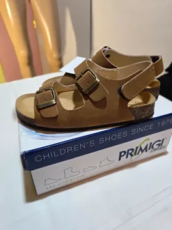 Primigi Birky in Hellbraun kinder Sandale Gr. 32 Neu Mit etikett
