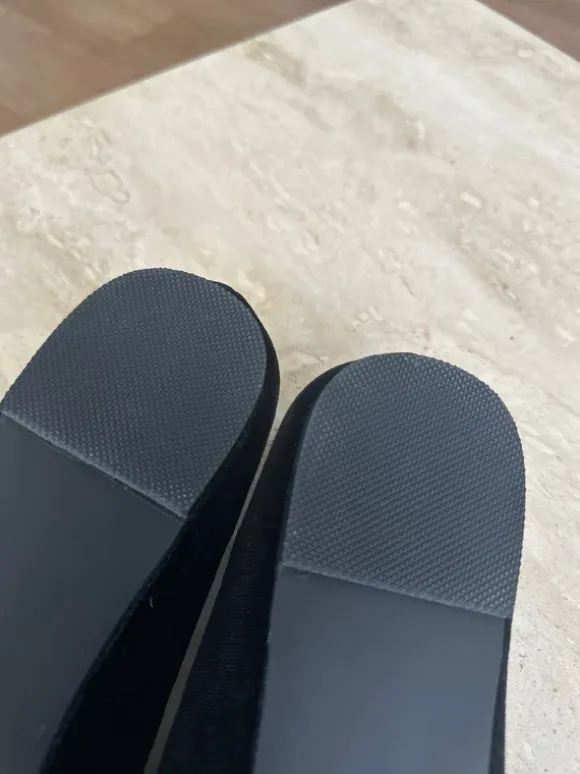Public Desire Samt Ballerinas NEU