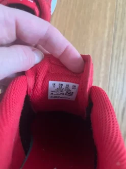 Puma Sneakers Gr.33 rot unisex