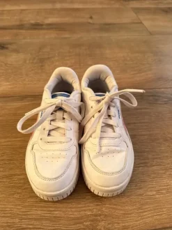Puma sneakers maat 32