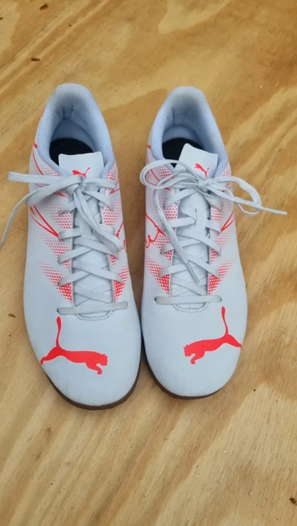 Pump zaalvoetbal schoenen maat 44 nieuw staat