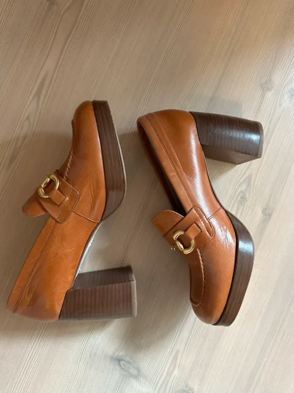 Pumps