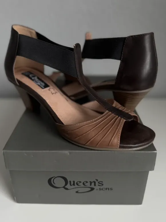 Queens & Sons Schuhe Größe 38 Sandalen Absatz
