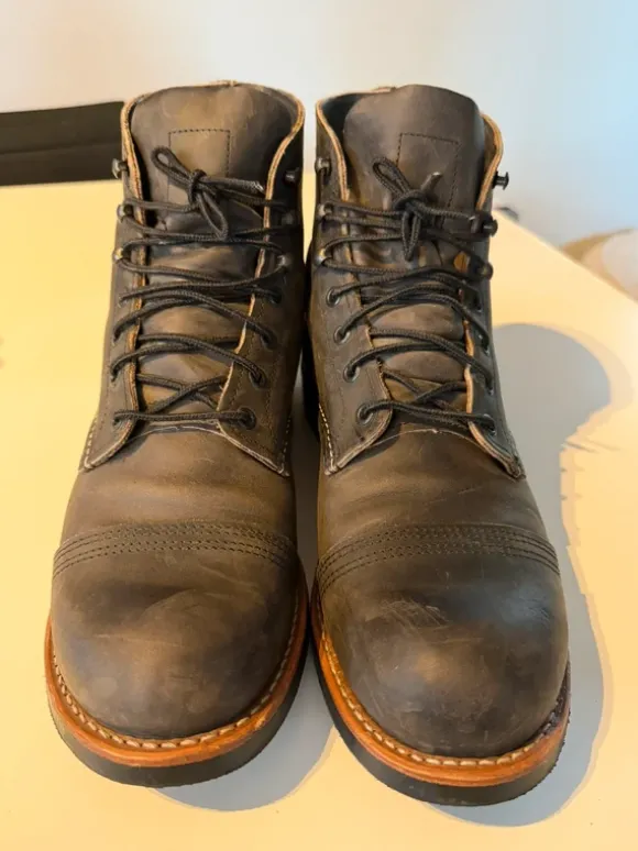 Red Wing Iron Ranger 8086 Charcoal Rough & Tough US 9.5 / EU 42.5