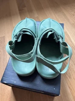 Reebok Beatnik Mules Olivgrün Gr. 42