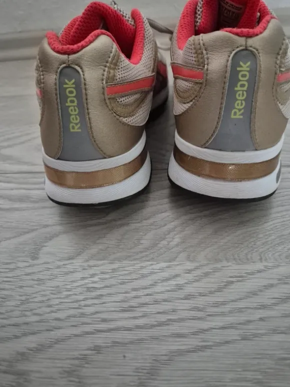 Reebok Easytone, Größe 41